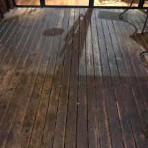 Lavage de terrasse en bois de restaurant à Charbonnières-les-Bains - 69260