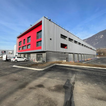 Nettoyage en fin de chantier d’un bâtiment tertiaire en périphérie de Chambéry - 73