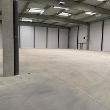 Nettoyage d’un entrepôt d’environ 2800 m2 en fin de chantier à Saint-Quentin-Fallavier - 38070