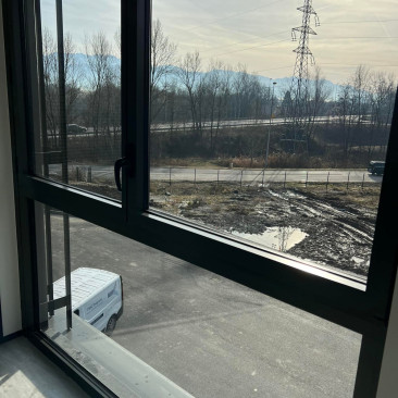 Nettoyage en fin de chantier d’un bâtiment tertiaire en périphérie de Chambéry - 73